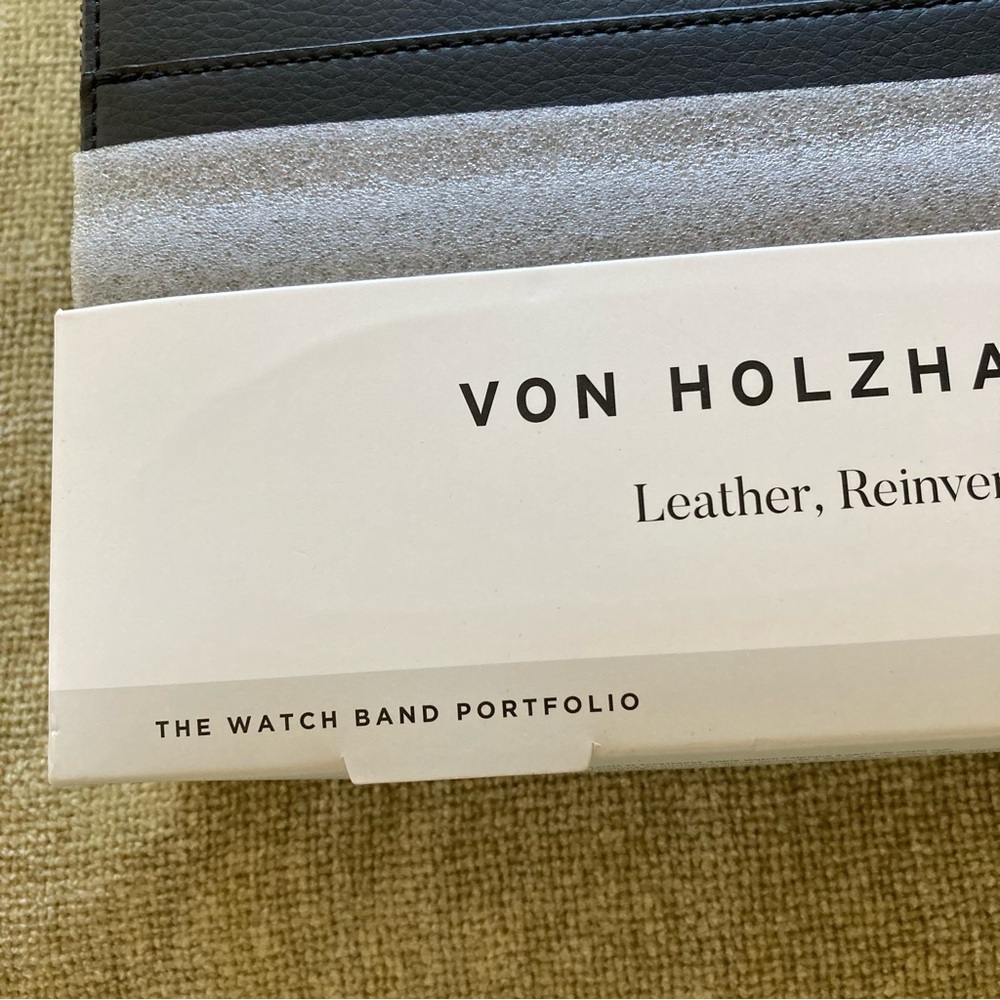 Von Holzhausen The Wath Band Portfolio | NWT - Picture 13 of 15